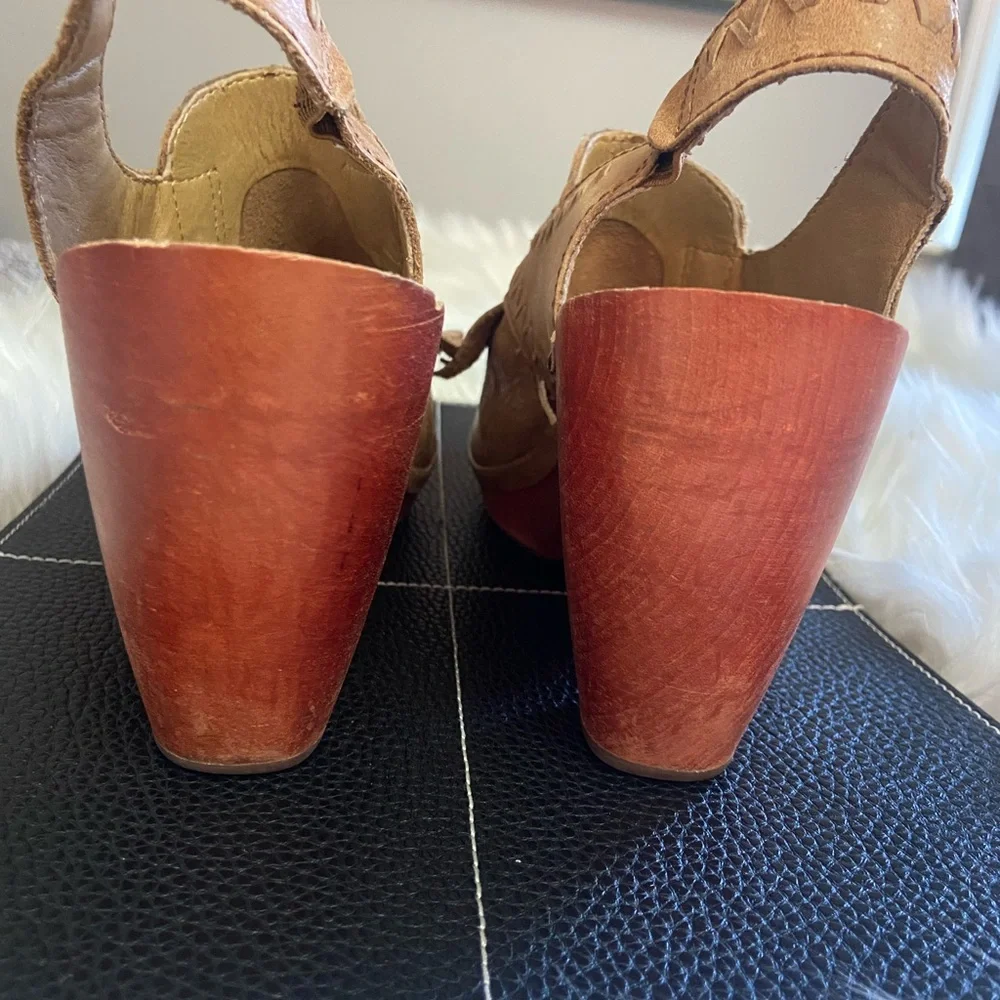 Latigo Cactus Brown Leather with  Fringe Women’s Shoes